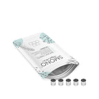 Fünf Smono Lunari Version 1 Konzentratbecher neben dem Verpackungsbeutel