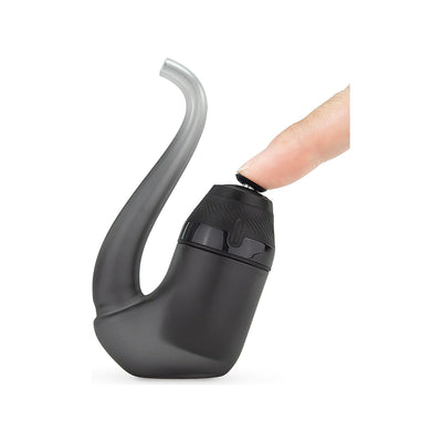 Puffco New Proxy in Onyx mit Finger an der Joystick Cap