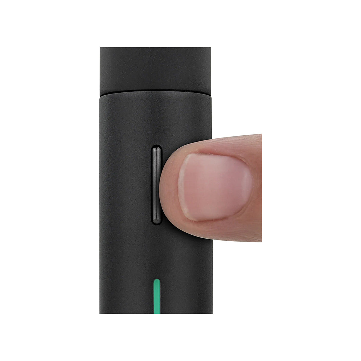Detail der Bedientaste am Puffco Pivot in Onyx