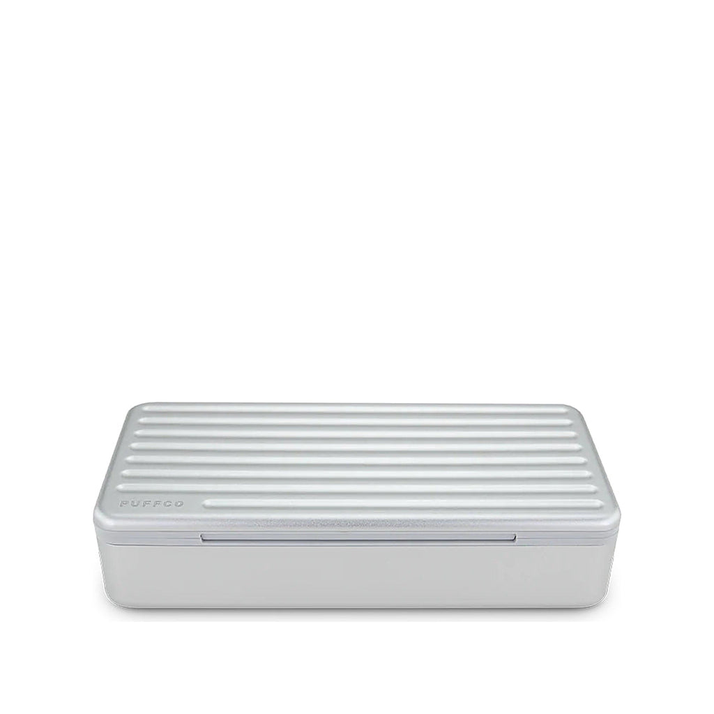 Puffco Pivot Travel Case in Pearl, geschlossen