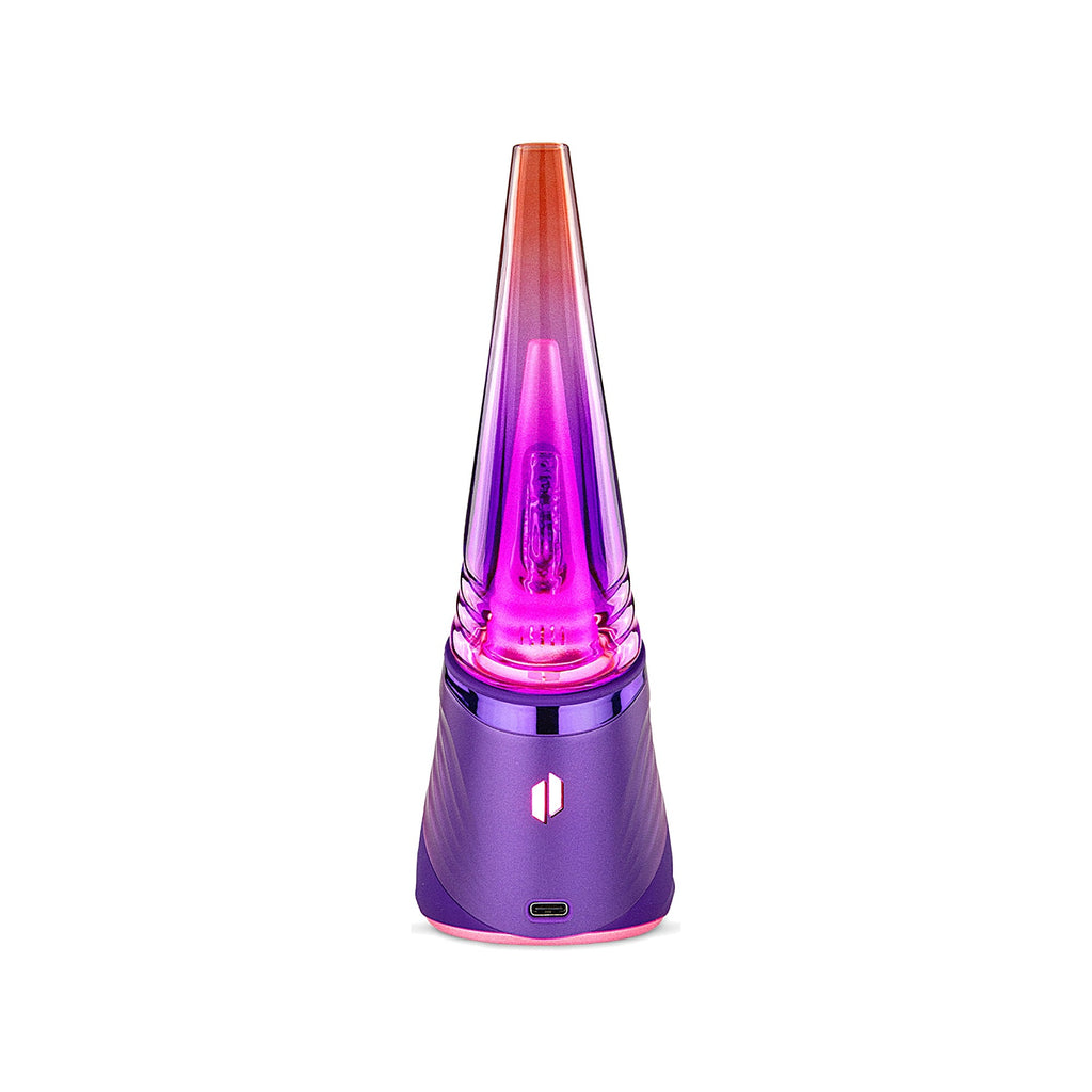 Puffco Peak Pro 3DXL in Plasma, beleuchtete Vorderansicht mit Glasaufsatz