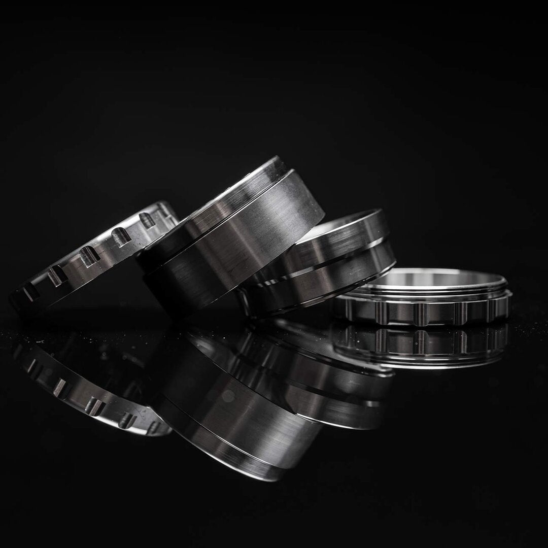 Edelstahl-Grinder 4-teilig silber, Einzelteile