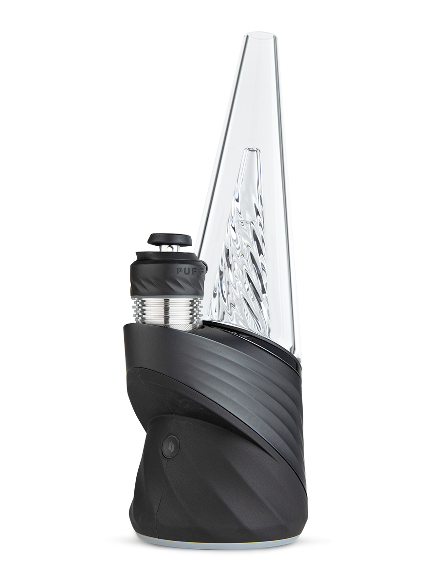 PUFFCO Peak Pro 3DXL in Schwarz, Dreiviertelansicht von links