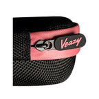 Detail des pinken VEAZY-Reißverschlusses am Case