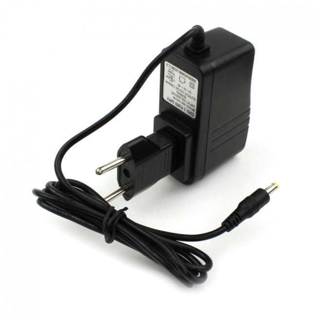 Ein schwarzes Arizer Solo/Solo-II-Netzladegerät mit zweipoligem EU-Stecker und Gerätekabel